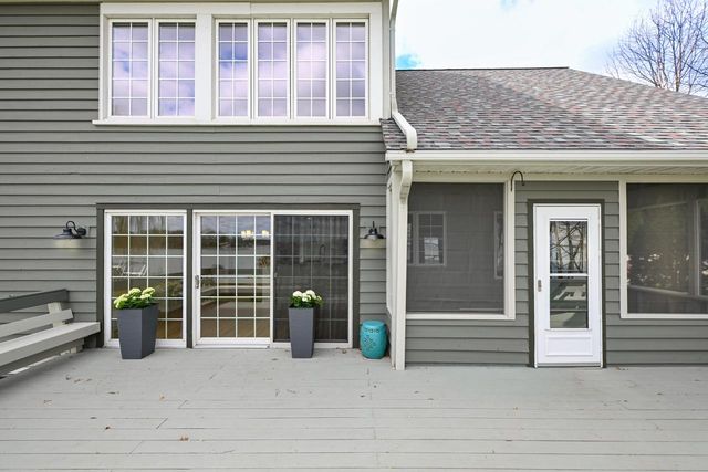 W277N3016 Rocky Point ROAD, Pewaukee, WI 53072