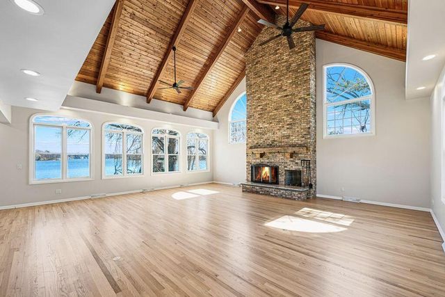 W277N3016 Rocky Point ROAD, Pewaukee, WI 53072