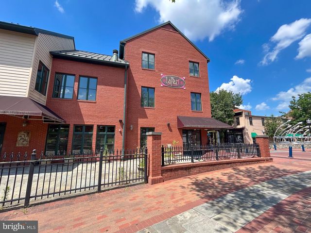 6408 WALCOTT LN, Frederick, MD 21703