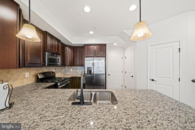 6408 WALCOTT LN, Frederick, MD 21703