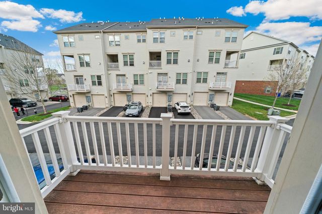 6408 WALCOTT LN, Frederick, MD 21703