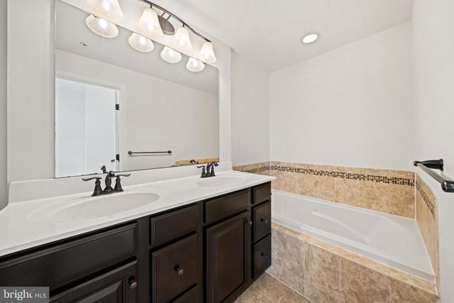 6408 WALCOTT LN, Frederick, MD 21703