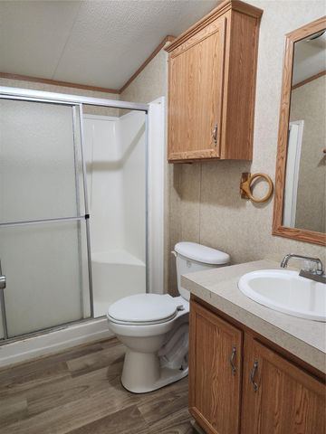 502 Magnusson Ave, Palacios, TX 77465