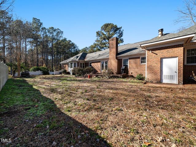 811 Baker Street, Smithfield, NC 27577