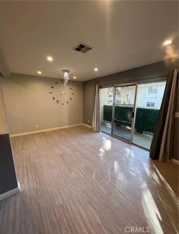1940 Heywood, Simi Valley, CA 93065