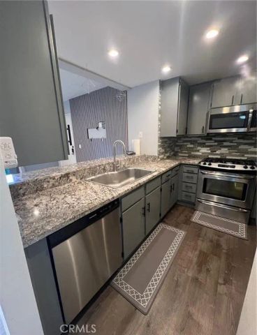 1940 Heywood, Simi Valley, CA 93065