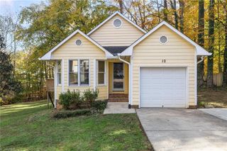 10 Dunnberry Court, Greensboro, NC 27455