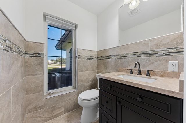 4755 Loquat Circle, Boynton Beach, FL 33436