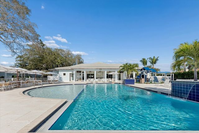 4755 Loquat Circle, Boynton Beach, FL 33436