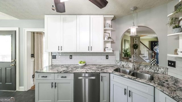 9001 E Carroll Road, Winston, GA 30187