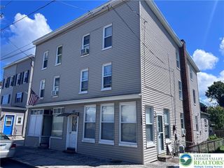 137 East White Street, Summit Hill Boro, PA 18250