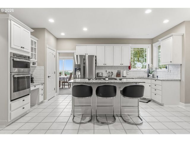 13070 Sw WOODSHIRE Ln, Tigard, OR 97223