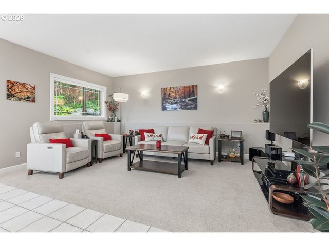 13070 Sw WOODSHIRE Ln, Tigard, OR 97223