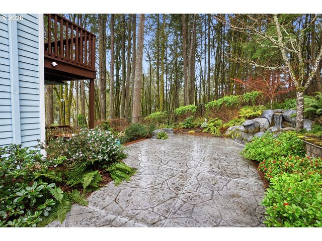 13070 Sw WOODSHIRE Ln, Tigard, OR 97223