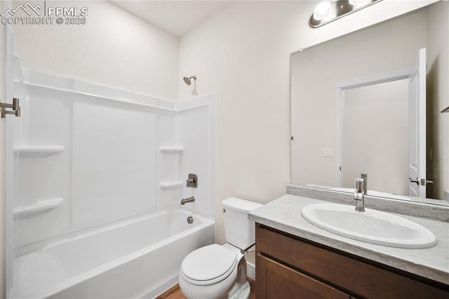 11864 Lost Peak Lane, Colorado Springs, CO 80925