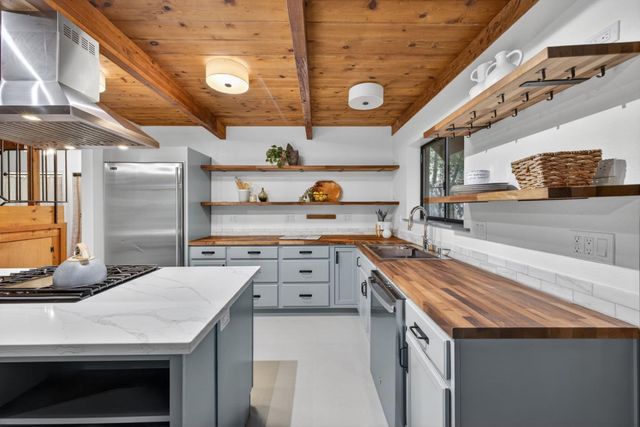 15194 Big Basin Way, Boulder Creek, CA 95006