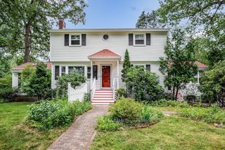 3 Blaisdell Rd, Chelmsford, MA 01824
