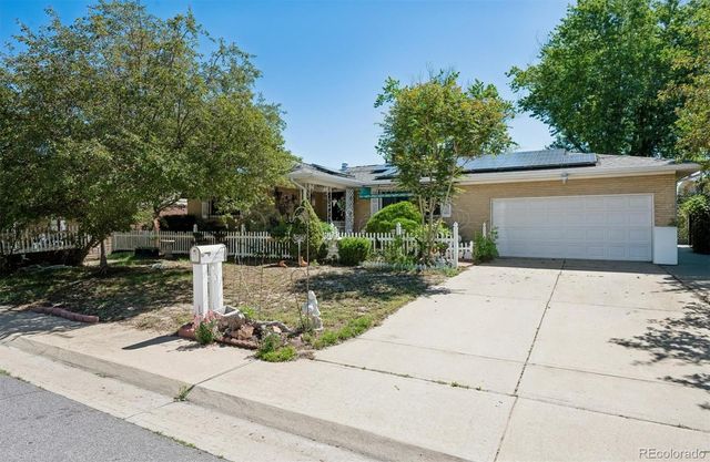 5014 Scranton Court, Denver, CO 80239