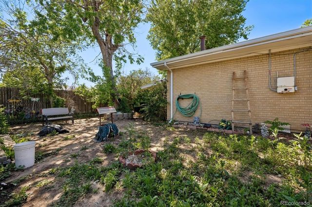 5014 Scranton Court, Denver, CO 80239