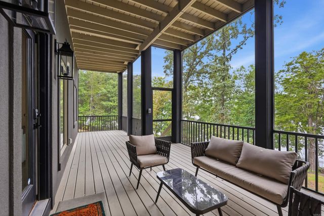 5800 Brush Creek Loop, Conway, AR 72034
