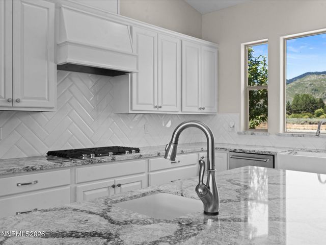 5750 Meacham Street, Washoe Valley, NV 89704