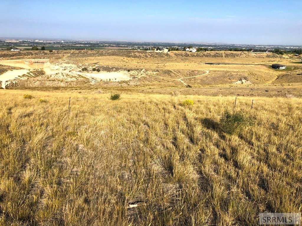 Image 3 of property listing at 7610 S Pebble Lane, Idaho Falls, ID 83406