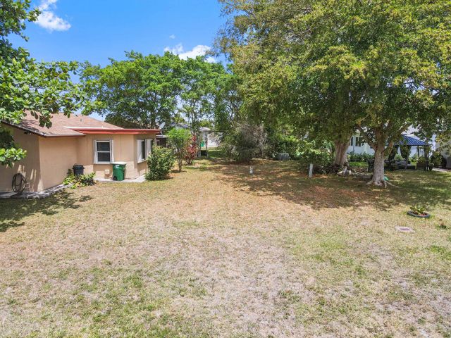 7000 NW 95th Terrace, Tamarac, FL 33321