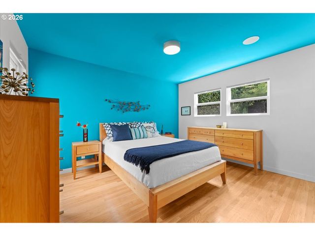 2852 Nw Upshur St, Portland, OR 97210