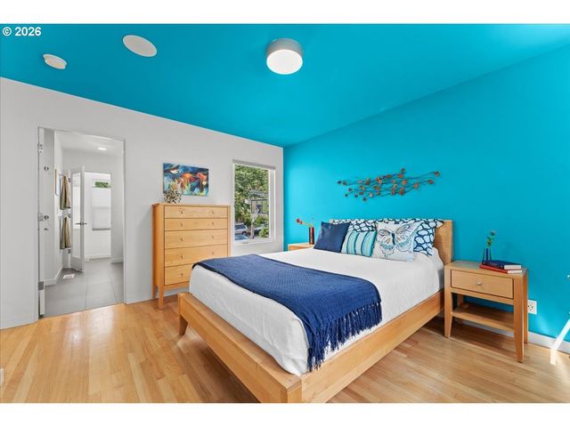 2852 Nw Upshur St, Portland, OR 97210