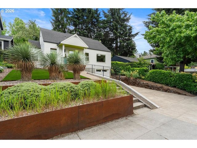 2852 Nw Upshur St, Portland, OR 97210