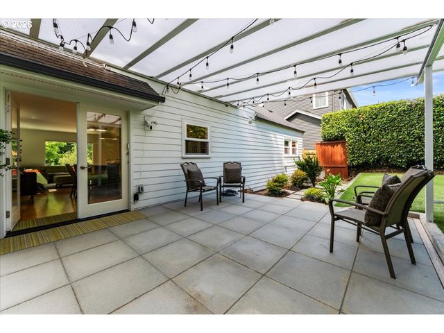2852 Nw Upshur St, Portland, OR 97210