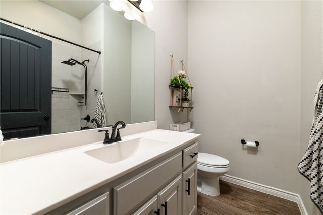 1028 Wildwood Drive, Joshua, TX 76058