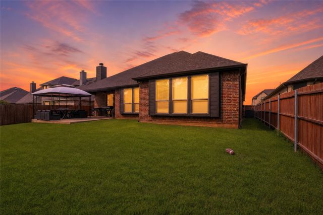 1028 Wildwood Drive, Joshua, TX 76058