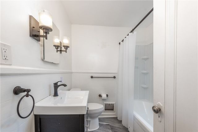 3223 Willett Rd, Baldwin Boro, PA 15227