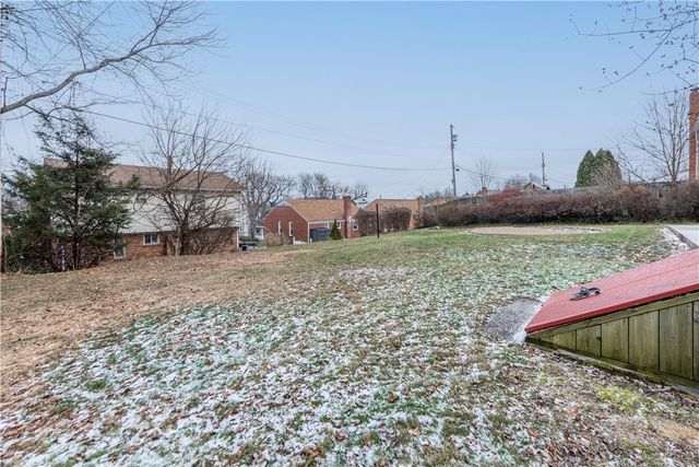 3223 Willett Rd, Baldwin Boro, PA 15227