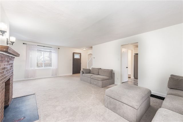 3223 Willett Rd, Baldwin Boro, PA 15227