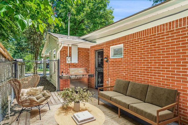 4803 HUMMINGBIRD LN, Memphis, TN 38117