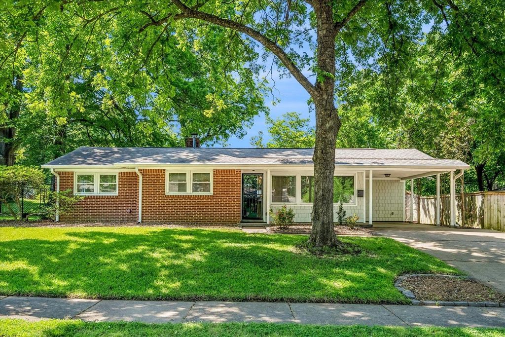 4803 HUMMINGBIRD LN, Memphis, TN 38117
