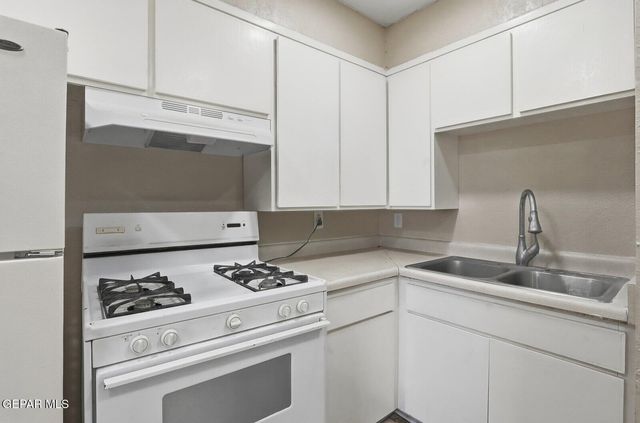 515 W Missouri Avenue 3, El Paso, TX 79912