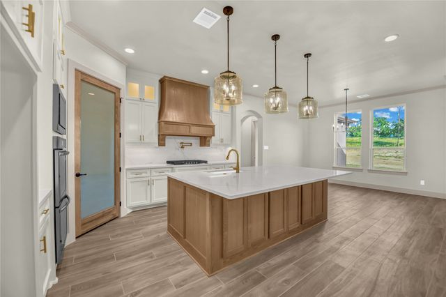 120 Daggett Drive, Decatur, TX 76234