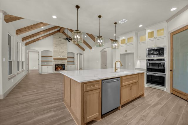 120 Daggett Drive, Decatur, TX 76234
