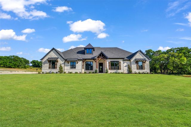 120 Daggett Drive, Decatur, TX 76234