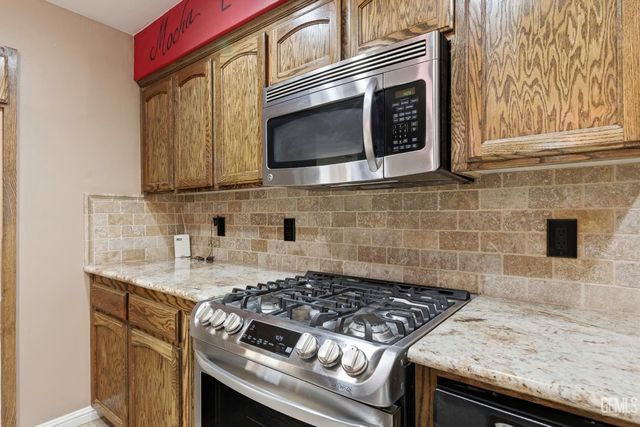 6317 Scenic Way, Bakersfield, CA 93309