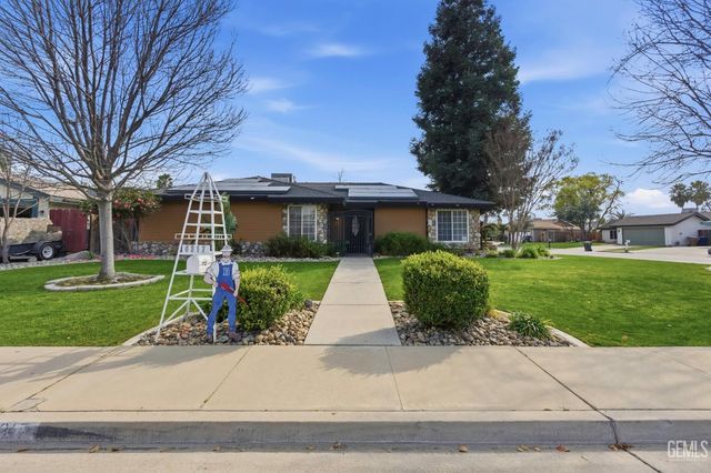 6317 Scenic Way, Bakersfield, CA 93309