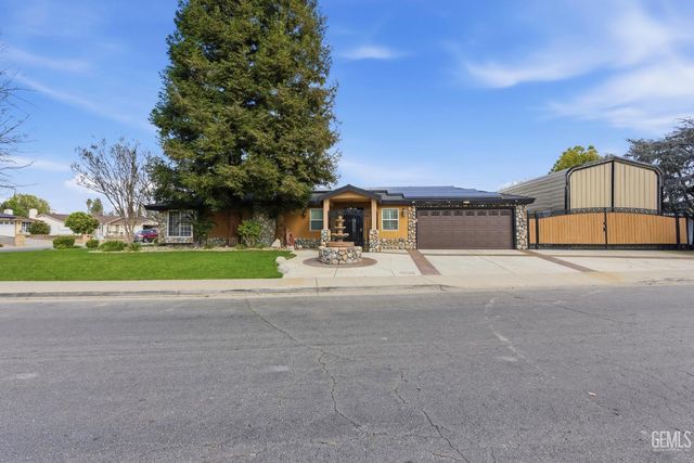 6317 Scenic Way, Bakersfield, CA 93309