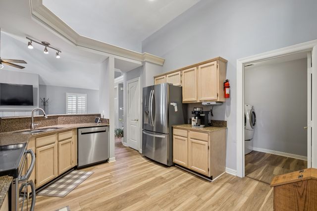 203 Cameron Ct, Hermitage, TN 37076