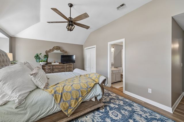 203 Cameron Ct, Hermitage, TN 37076