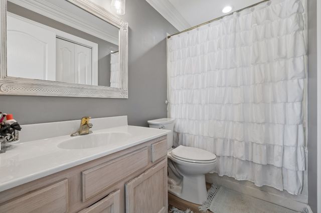 203 Cameron Ct, Hermitage, TN 37076