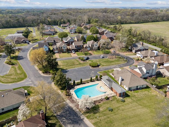 203 Cameron Ct, Hermitage, TN 37076