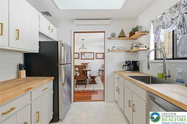 2105 Blue Ox Road, Coolbaugh Twp, PA 18466